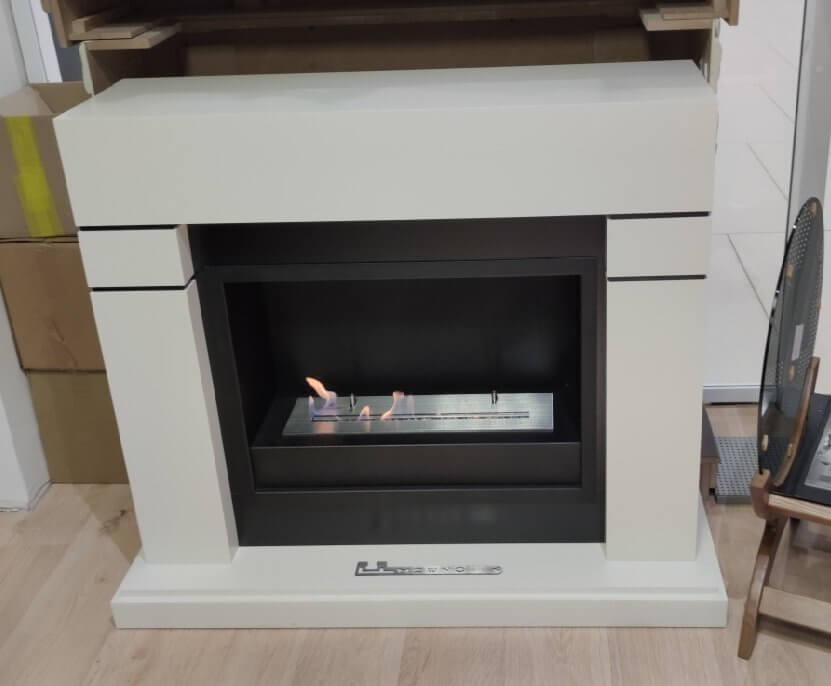 Биокамин в портале Firezo Lindos Белый, стандарт